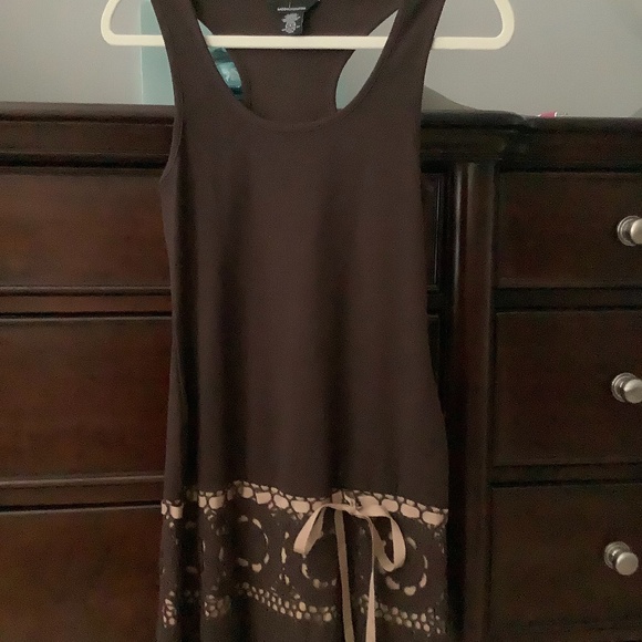 MODA Brown Crochet Mini with ribbon tie detail - Picture 1 of 2